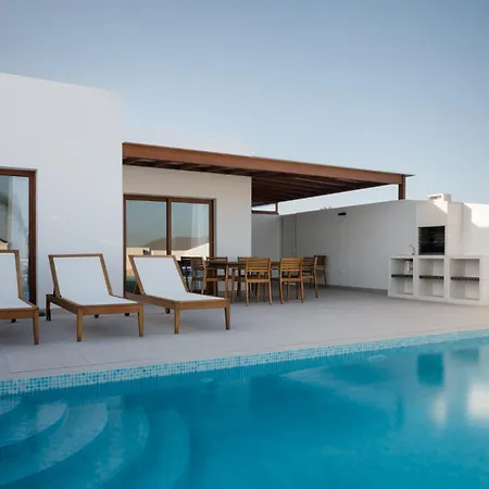 Altos Anisa 13a By Escape Villa Playa Blanca